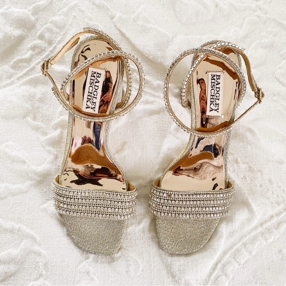 Badgley Mischka Becca PlatinoHeels Size 7.5